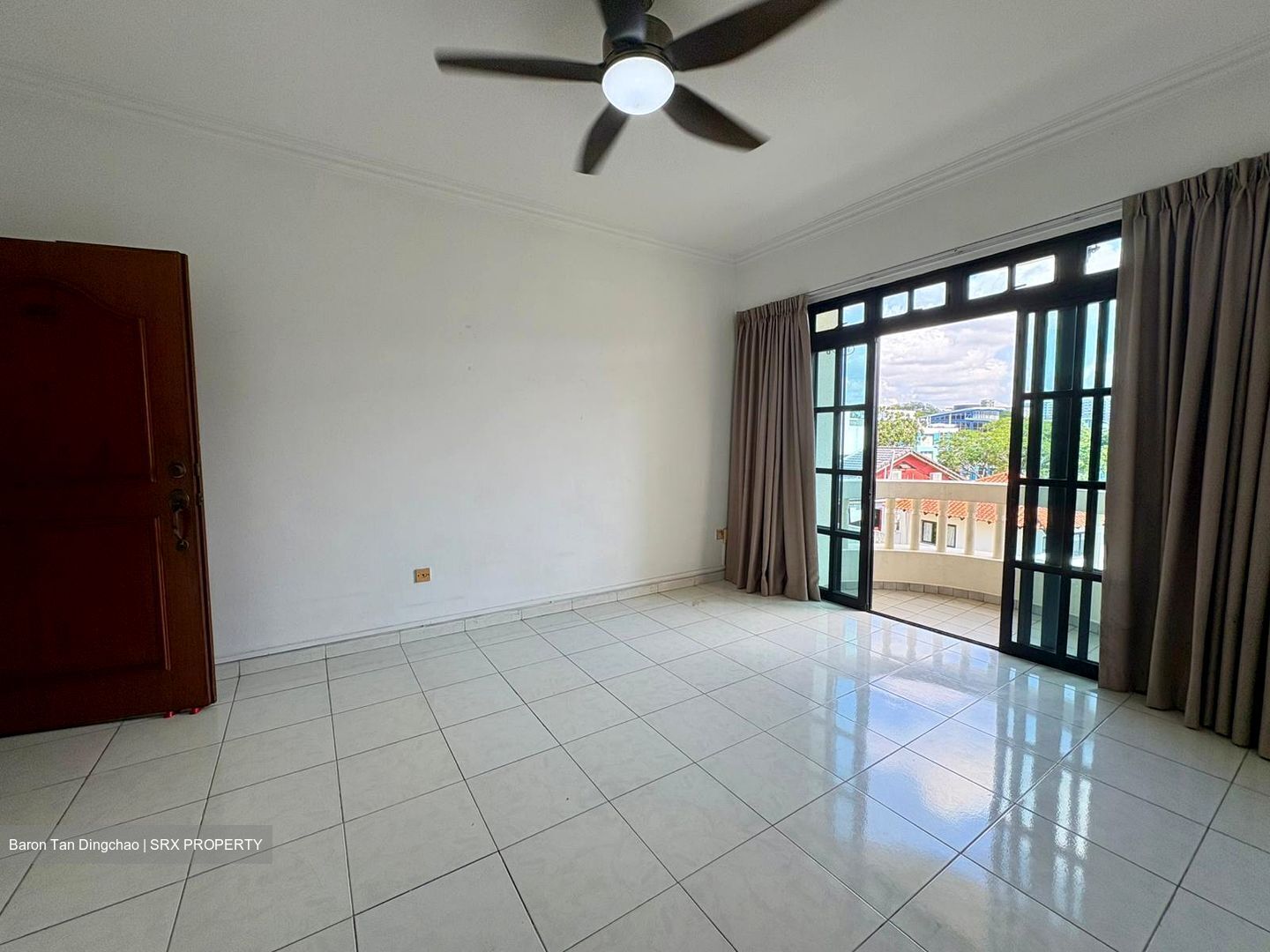 Park East (D15), Condominium #547723761